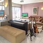 아파트호텔 Mouikis Sun Village 4*