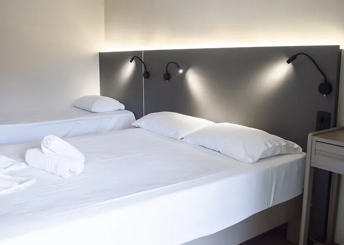 Lägenhetshotell Mouikis Sun Village Lakíthra