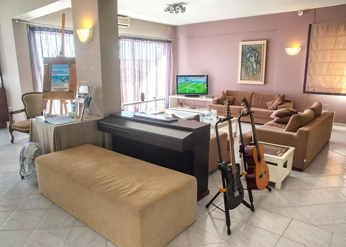 Lägenhetshotell Mouikis Sun Village 4*