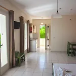 Mouikis Sun Village Apartahotel 4*