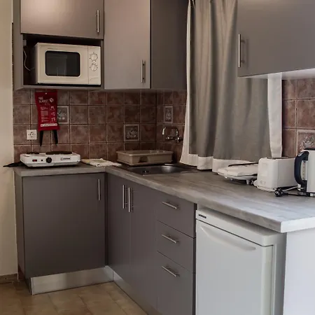 Mouikis Sun Village شقة فندقية