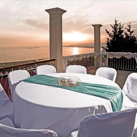 Mouikis Sun Village Appart hôtel 4*