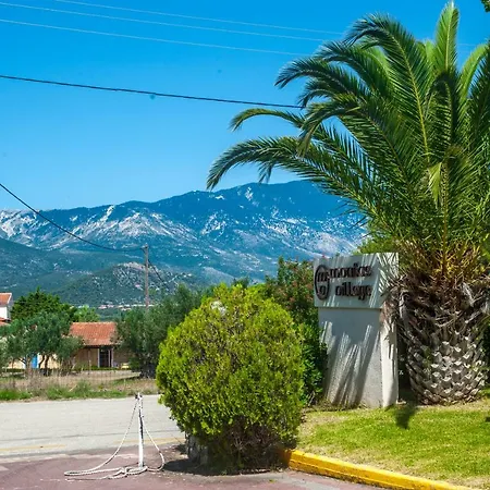 מלון דירות Mouikis Sun Village