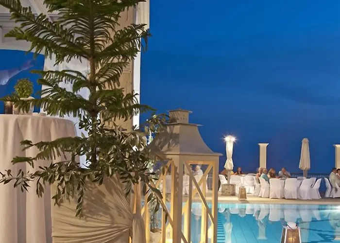 Mouikis Sun Village 아파트호텔